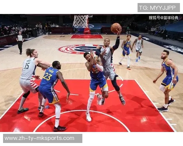 沃特森表现出色10投7中砍下21分赛场正负值高达17分 沃特森表现出色10投7中砍下21分赛场正负值高达17分