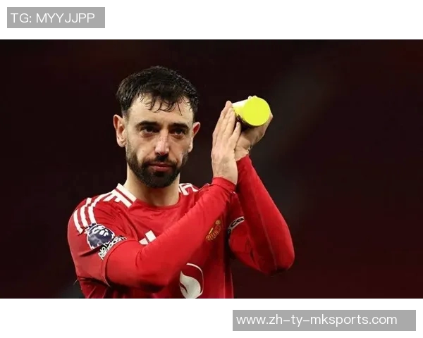 B费调侃B席场上抱怨更甚自己引发球迷热议